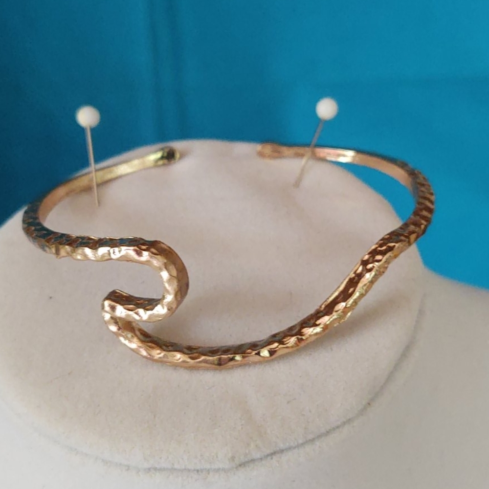 Cuff bracelet wave design, hammered gold tone
